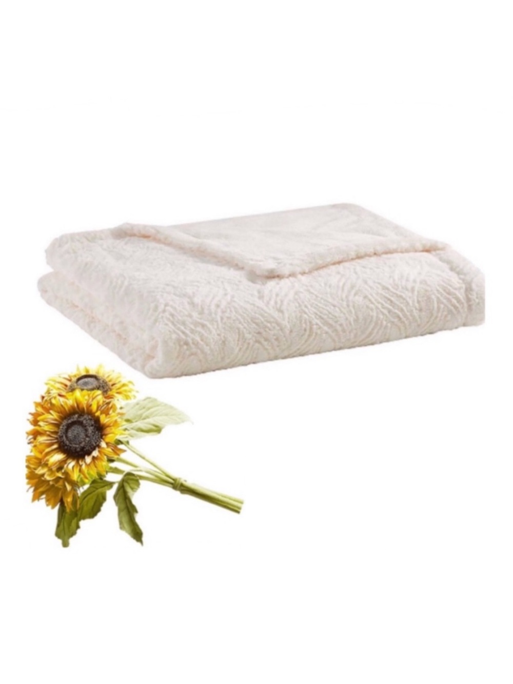 Echo Design Long Fur To Microlight Throw
